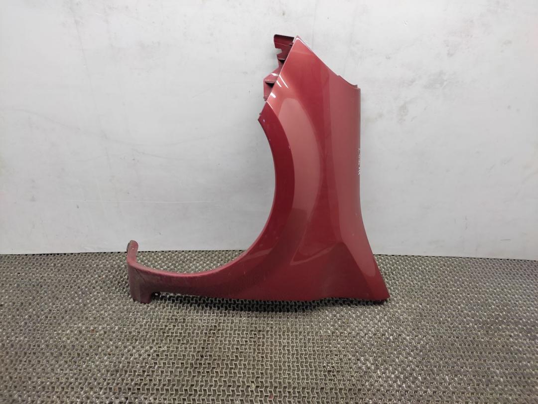 крыло переднее левое Renault Modus 1 поколение 2004, 1.6 л., i, K4M 790, бензин, 5МКПП, красный, минивэн, передний привод, правый руль, 631019020R - фото №1