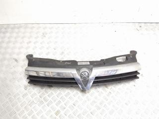 решетка радиатора Opel Astra H 2006, 1.6 л., i, Z 16 XEP, бензин, 5МКПП, серебро, хетчбэк 5 дв., передний привод, правый руль, 13108471
