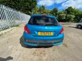 накладка двери (крышки) багажника Peugeot 207 1 поколение [рестайлинг] 2011, 1.4 л., i, KFT (TU3A), бензин, 5МКПП, голубой, хетчбэк 3 дв., передний привод, правый руль, 9650751477A - фото №4