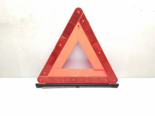 знак аварийной остановки Mercedes-Benz CLK-Класс C209/A209 C209 2002, 3.2 л., i, M 112.955, бензин, АКПП, brillantsilber / 744, купе, задний привод, правый руль, A2118900197, A2098900097, A2118900397