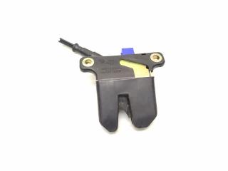 замок багажника Audi A6 C5 [рестайлинг] 2003, 3.0 л., i, ASN, бензин, АКПП, чёрный, седан, полный привод, правый руль, 4B5827505