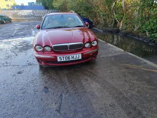 Jaguar X-Type 1 поколение