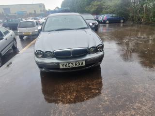 Jaguar X-Type 1 поколение