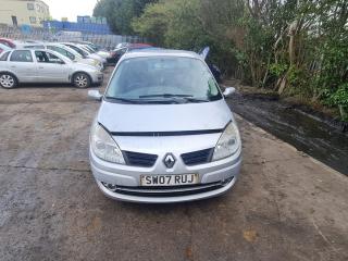 Renault Scenic 2 поколение [рестайлинг]
