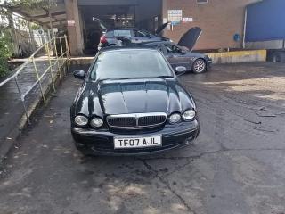 Jaguar X-Type 1 поколение