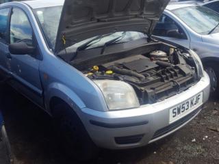 Ford Fusion 1 поколение