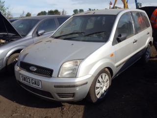 Ford Fusion 1 поколение