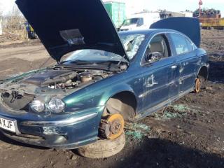 Jaguar X-Type 1 поколение X400