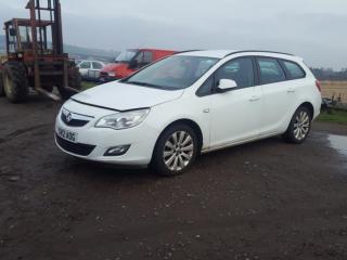 Opel Astra J