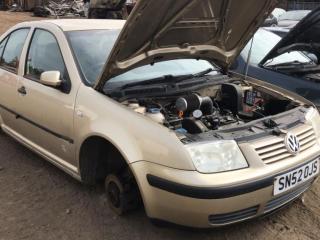 Volkswagen Bora 1 поколение