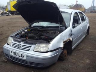 Volkswagen Bora 1 поколение