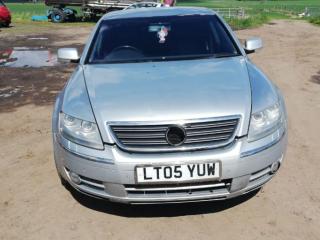 Volkswagen Phaeton 1 поколение