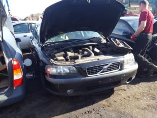 Volvo S60 1 поколение