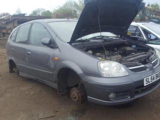 Nissan Almera Tino V10 [рестайлинг] V10