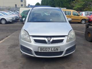 Opel Zafira 2 поколение (B)