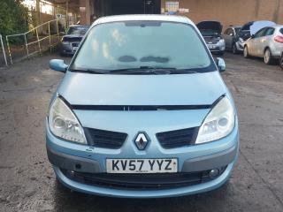 Renault Scenic 2 поколение [рестайлинг]
