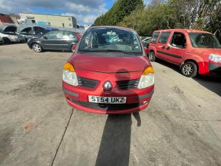 Renault Modus 1 поколение