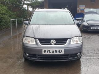 Volkswagen Touran 1 поколение