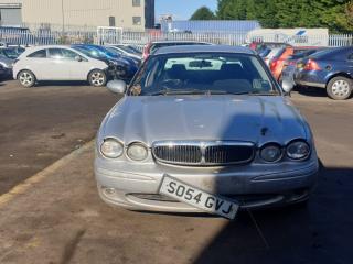 Jaguar X-Type 1 поколение