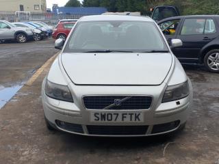 Volvo S40 2 поколение