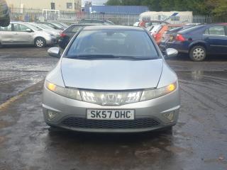 Honda Civic 8 поколение