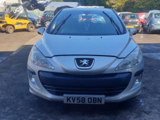 Peugeot 308 T7