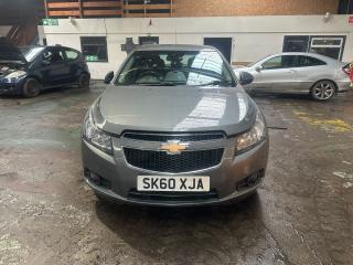 Chevrolet Cruze 1 поколение J300