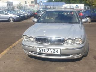 Jaguar X-Type 1 поколение X400