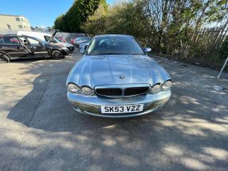 Jaguar X-Type 1 поколение X400