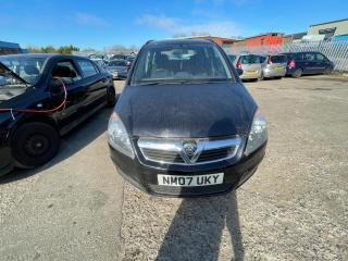 Opel Zafira 2 поколение (B)
