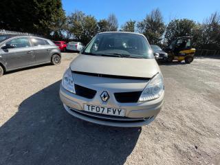 Renault Scenic 2 поколение [рестайлинг]