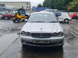 Jaguar X-Type 1 поколение