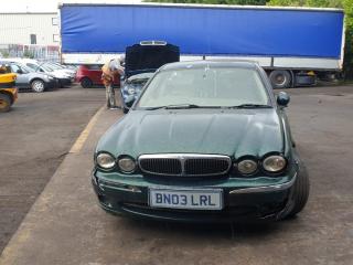 Jaguar X-Type 1 поколение X400