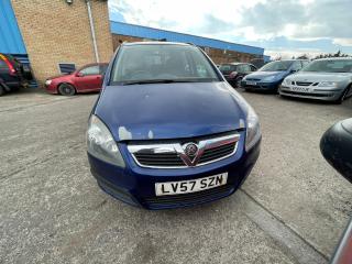 Opel Zafira 2 поколение (B)