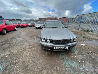 Jaguar X-Type 1 поколение X400
