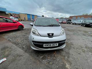 Peugeot 107 1 поколение