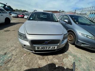 Volvo V50 1 поколение