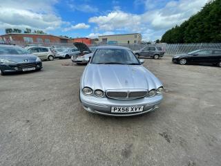 Jaguar X-Type 1 поколение X400