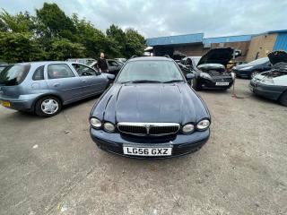Jaguar X-Type 1 поколение X400