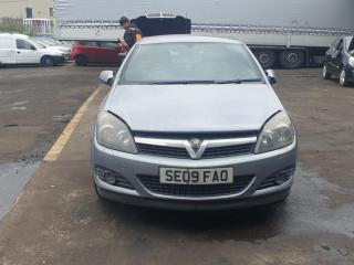 Opel Astra GTC H [рестайлинг]