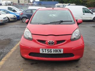 Toyota Aygo 1 поколение