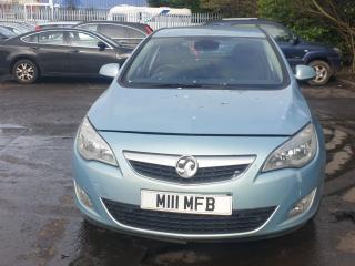 Opel Astra J