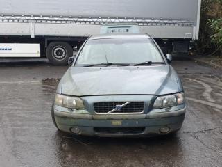 Volvo S60 1 поколение