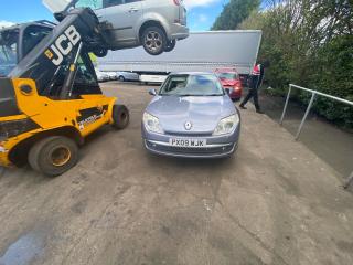 Renault Laguna 3 поколение