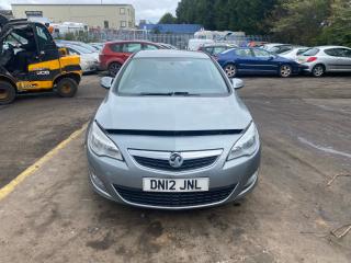 Opel Astra J