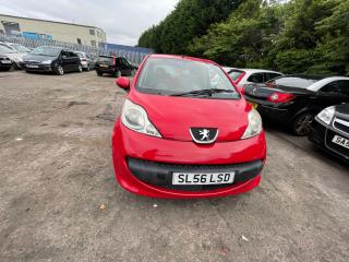 Peugeot 107 1 поколение