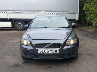 Volvo S40 2 поколение