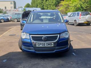 Volkswagen Touran 1 поколение [рестайлинг]