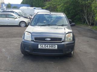 Ford Fusion 1 поколение
