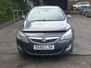 Opel Astra J